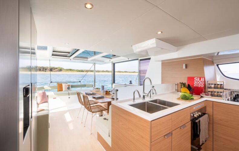 Bali 4.6 aft with open tilting door